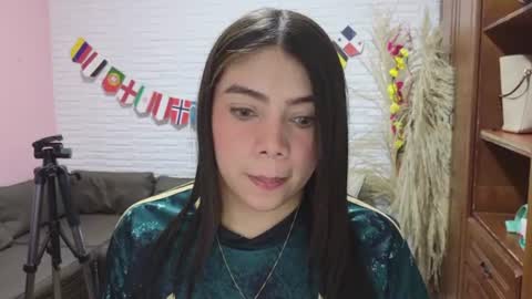luna_rousse26 online show from 06/20/26, 01:14