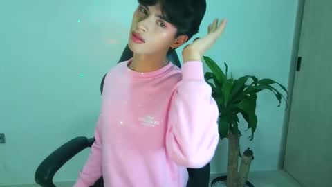 Luna Stanford online show from 01/10/26, 07:43