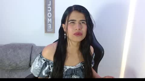 luna_starr69 online show from 09/27/25, 08:25