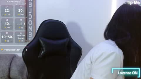 luna_starr69 online show from 12/20/25, 01:07