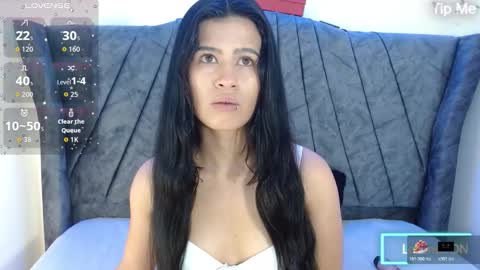 luna_starr69 online show from 01/09/26, 12:41