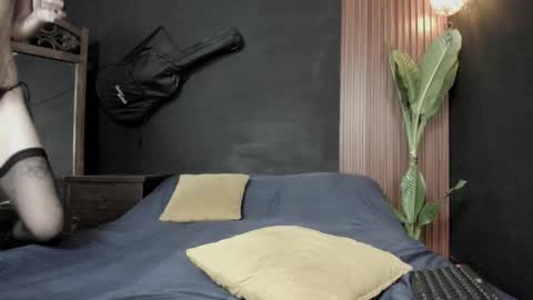 Snapshot of luna_sunflower chatting on 02/23/26, 11:35 luna online show from 02/23/26, 11:35