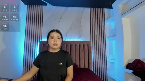 Luna  online show from 09/23/25, 11:24