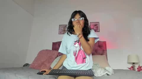 luna_velveth1 online show from 03/03/26, 02:39