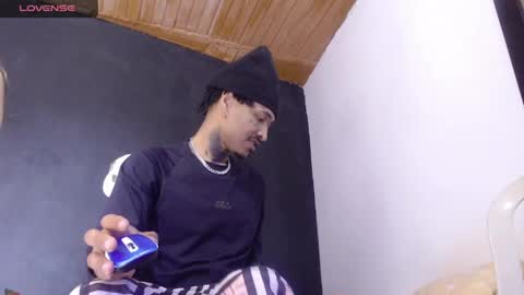 luna_y_anaconda online show from 05/19/26, 01:06