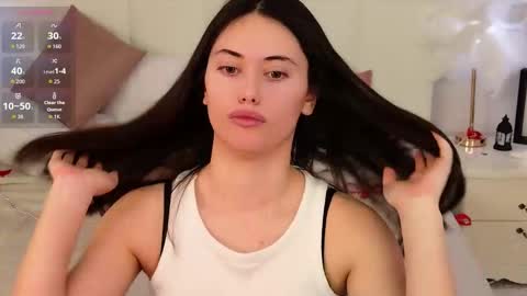 Snapshot of lunaa_baby_girl chatting on 03/07/26, 05:59 Luna online show from 03/07/26, 05:59