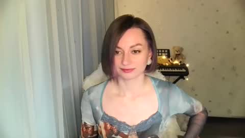 lunaa_bluee online show from 05/07/26, 08:03