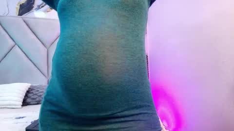 Lunaa rossee  online show from 04/15/26, 07:32