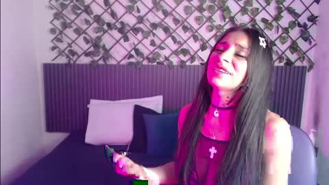 lunaaa_07 online show from 04/09/26, 04:23