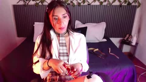 lunaaa_07 online show from 04/14/26, 05:02