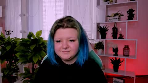 Luna online show from 03/02/26, 07:15