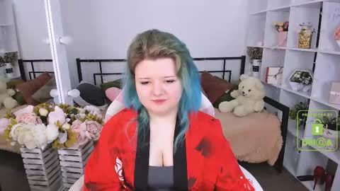 Snapshot of lunaar_ chatting on 03/06/26, 07:16 Luna online show from 03/06/26, 07:16