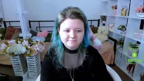 Snapshot of lunaar_ chatting on 03/10/26, 06:40 Luna online show from 03/10/26, 06:40