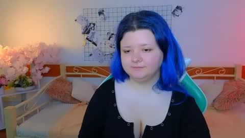 Snapshot of lunaar_ chatting on 03/20/26, 06:51 Luna online show from 03/20/26, 06:51