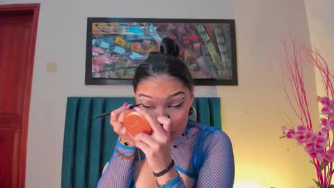 Luna Aspen online show from 10/01/25, 06:03