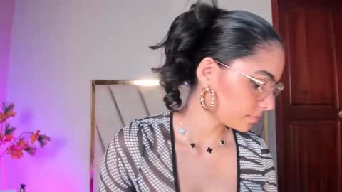 Luna Aspen online show from 02/03/26, 06:02