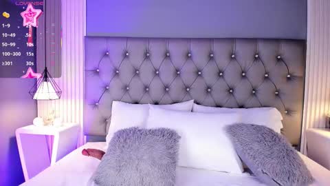 Luna  online show from 02/19/26, 05:31