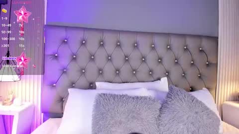 Luna  online show from 03/21/26, 05:05