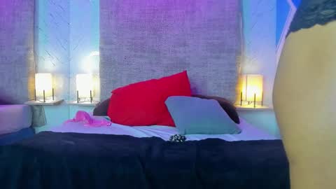 Luna online show from 02/14/26, 08:16