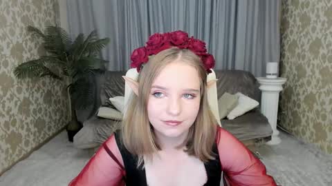 lunacosplaya online show from 11/01/25, 03:30