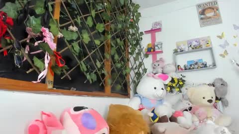 lunacristal_moon online show from 02/27/25, 06:50