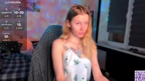 Britney online show from 11/03/25, 08:10