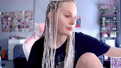 Snapshot of lunacyy chatting on 05/16/26, 10:47 Britney online show from 05/16/26, 10:47