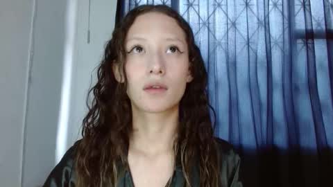 Luna online show from 01/08/26, 03:36