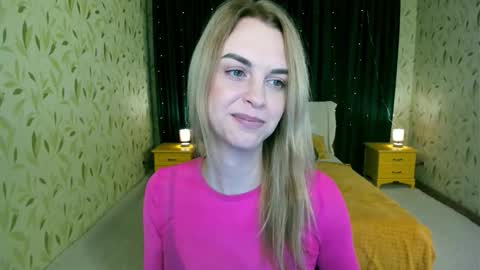 Snapshot of lunaflinn chatting on 02/03/26, 04:21 lunaflinn online show from 02/03/26, 04:21