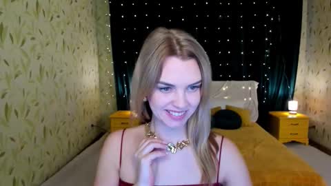 Snapshot of lunaflinn chatting on 02/11/26, 05:12 lunaflinn online show from 02/11/26, 05:12