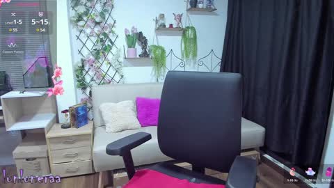 Luna online show from 02/05/25, 02:40