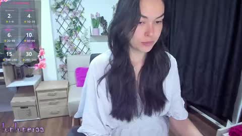 Luna online show from 02/11/25, 04:55