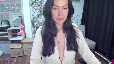 Luna online show from 02/25/25, 06:14