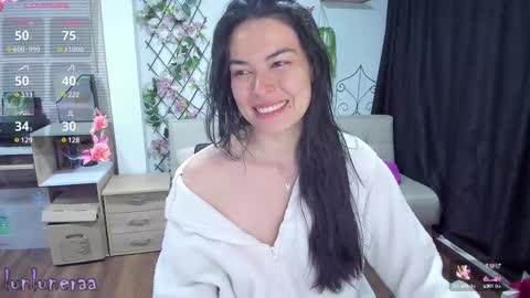 Luna online show from 03/04/25, 04:06