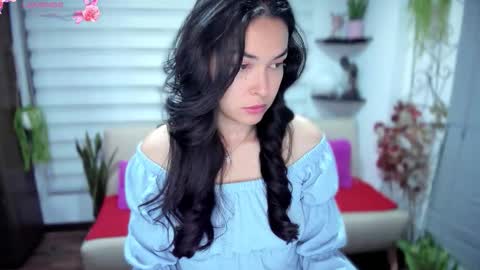 Luna online show from 09/15/25, 01:16