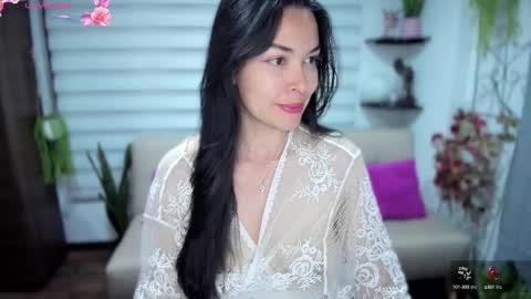 Luna online show from 09/20/25, 02:56