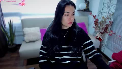 Luna online show from 10/26/25, 09:21