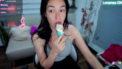 Luna online show from 04/08/26, 04:12