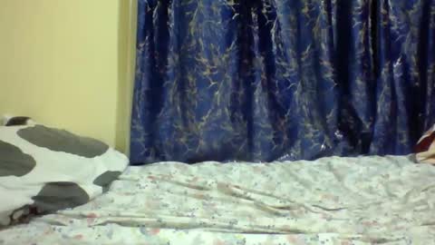 lunah_kitty online show from 04/11/26, 08:35