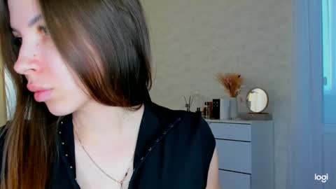 lunail online show from 05/03/26, 03:07