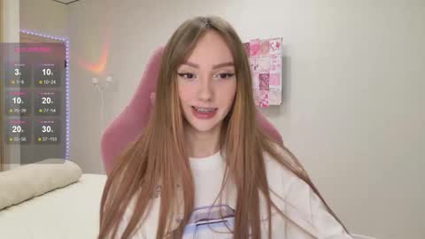 Luna online show from 09/12/25, 11:15