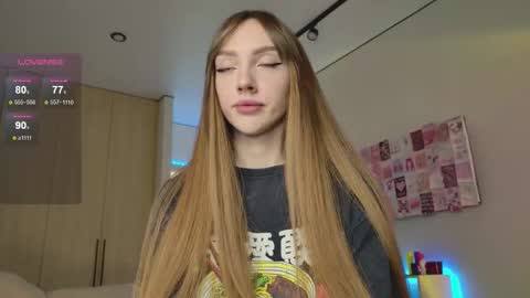 Luna online show from 09/16/25, 12:33