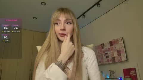 Luna online show from 02/11/26, 12:37