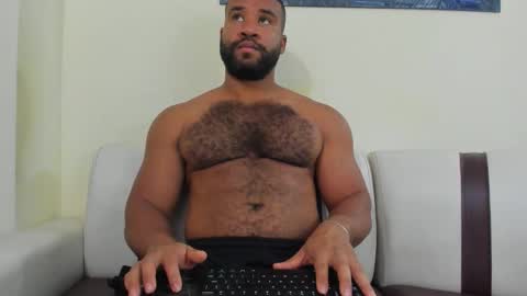 Luna online show from 03/10/26, 06:51