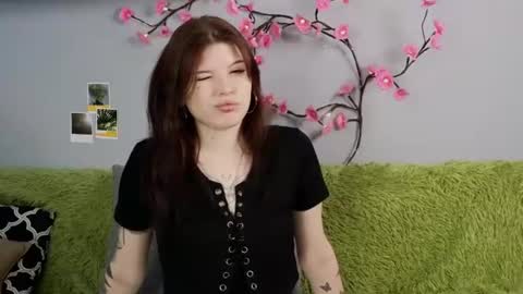 lunaire_cute online show from 07/28/26, 07:59