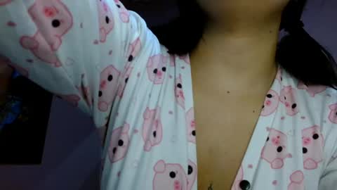 lunakittyx_ online show from 05/13/26, 01:30