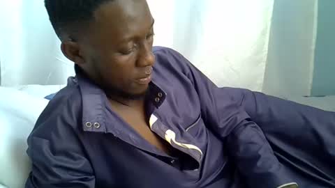 lunalove22_ online show from 09/16/25, 04:57