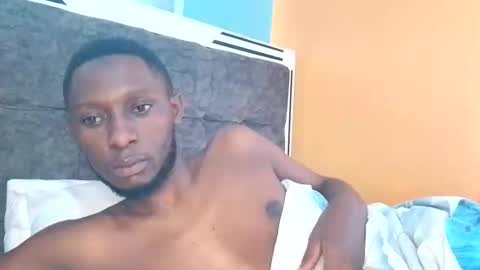 lunalove22_ online show from 04/07/26, 04:13