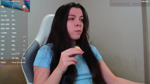 Luna online show from 12/05/24, 10:01