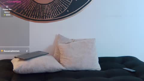 Luna online show from 01/31/25, 07:08